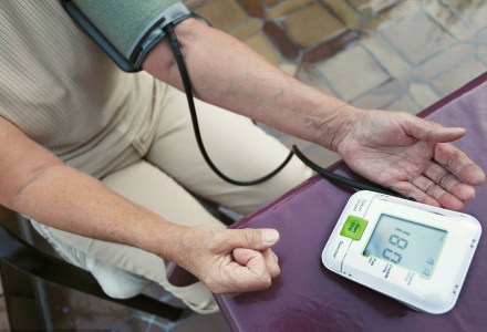 高尿酸为什么会导致高血压，高血脂，甚至高血糖？？